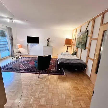 Hoelderlin Apartment *
