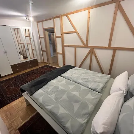 Hoelderlin Apartamento *