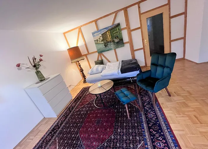 Hoelderlin Апартаменты Зеветаль