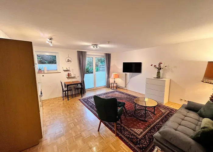 Апартаменты Hoelderlin Зеветаль