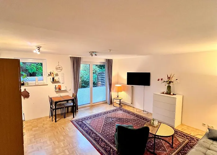 Hoelderlin Апартаменты